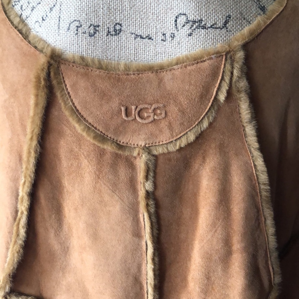 Ugg Poncho Size S/P-M - Picture 5 of 10